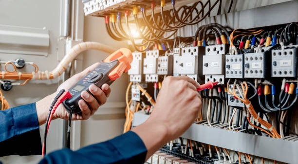 Best Electrical Repair Services  in Lindenhurst, NY